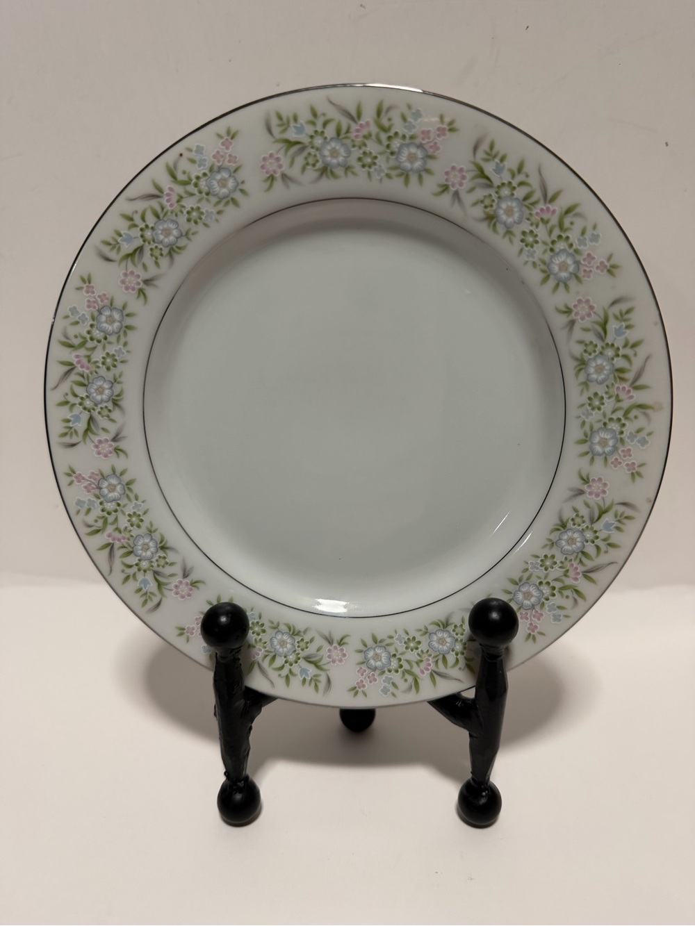 True Vintage piece Springtime pattern Saucer only by Taihei Fine China